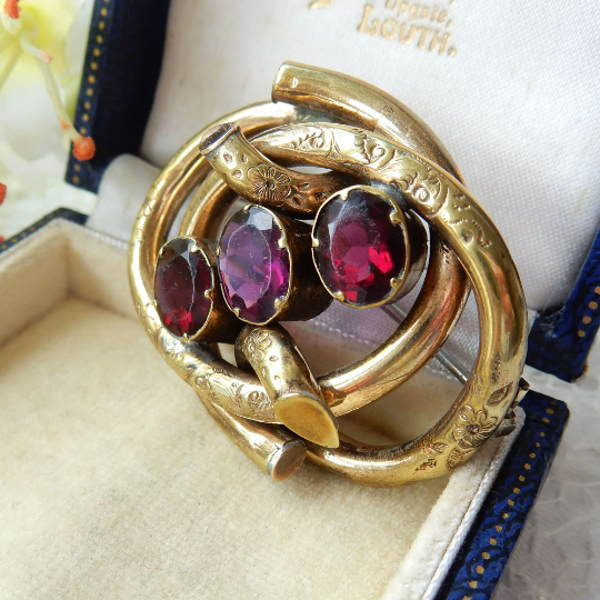 Pinchbeck brooch 2025