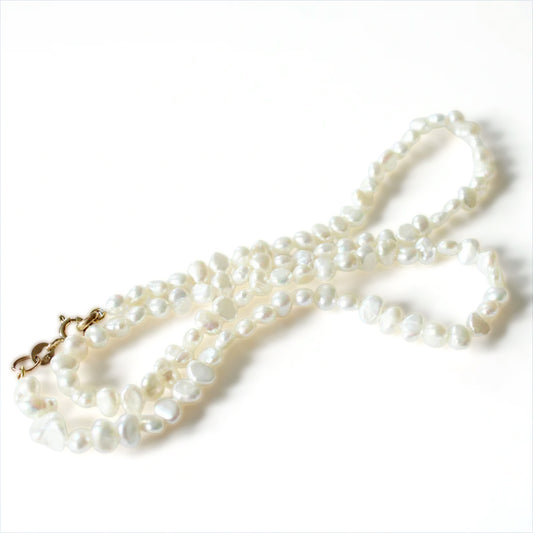 Vintage Sea Pearl Necklace with 9ct Gold Catch