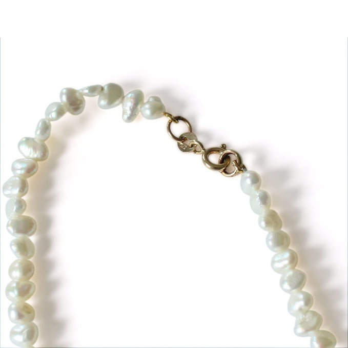 Vintage Sea Pearl Necklace with 9ct Gold Catch