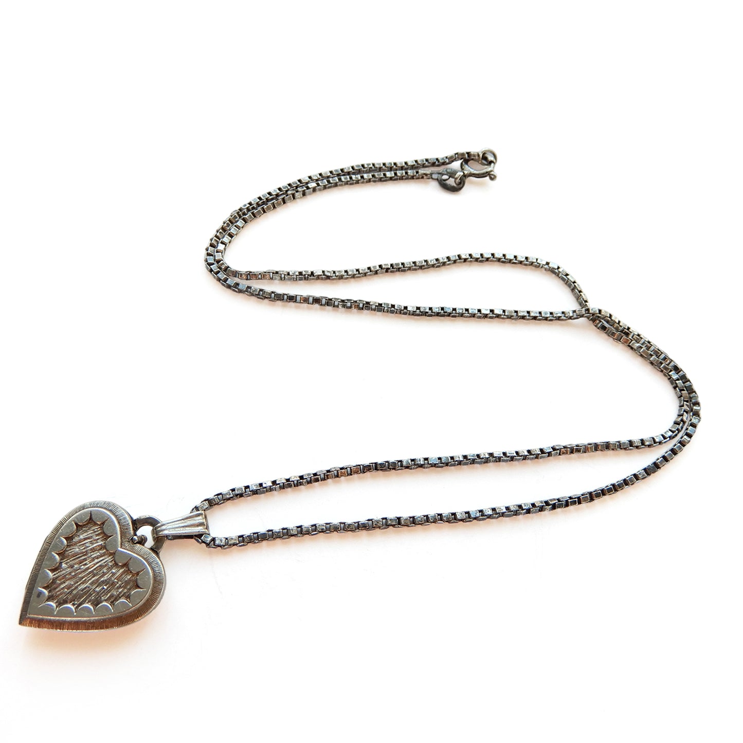 Vintage Sterling Silver K&L Heart Locket with 18inch Box Chain