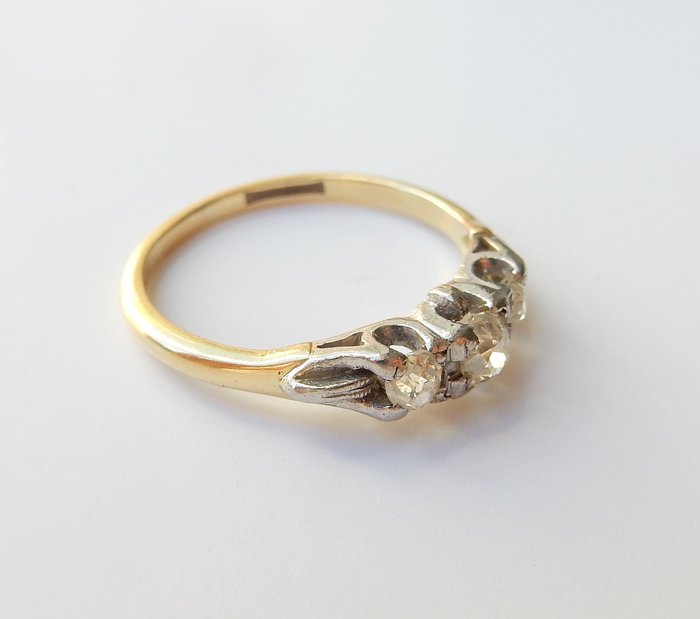 Art Deco 18ct Gold Platinum & Diamond Ring