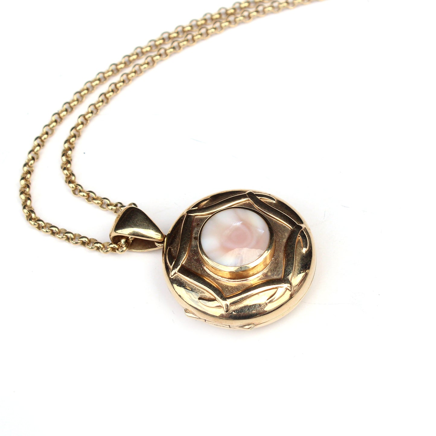 Heavy Vintage 9ct Gold Celtic Locket with Pearl Panel & Belcher Chain