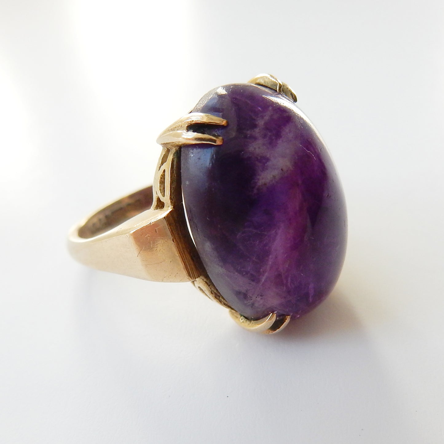 Vintage 9ct Gold Natural Amethyst Cabochon Ring