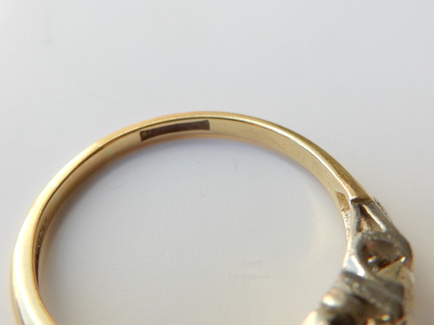 Art Deco 18ct Gold Platinum & Diamond Ring