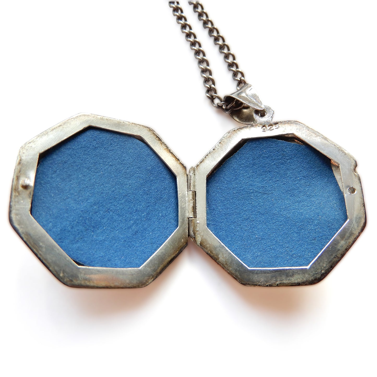 Vintage Sterling Silver Locket with Chunky 18inch Chain