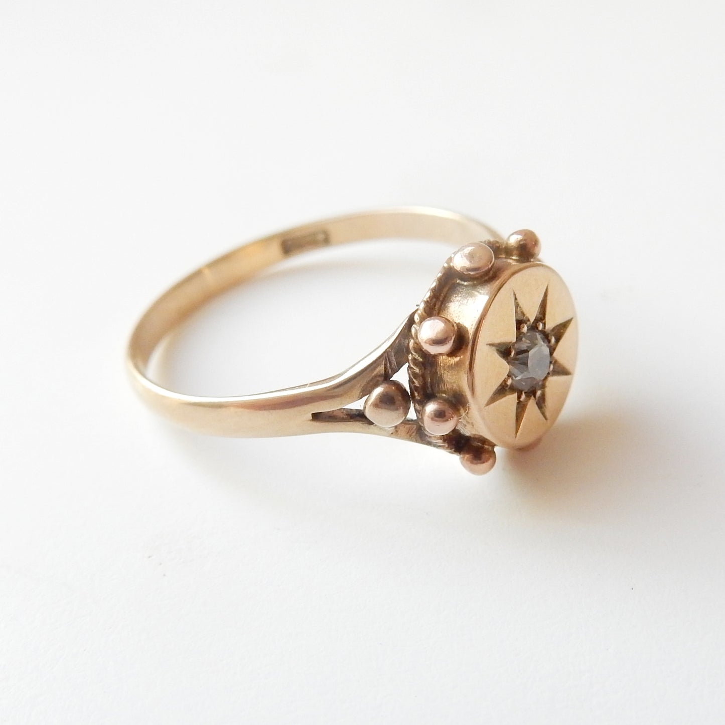 Victorian 15ct Gold Diamond Star Ring
