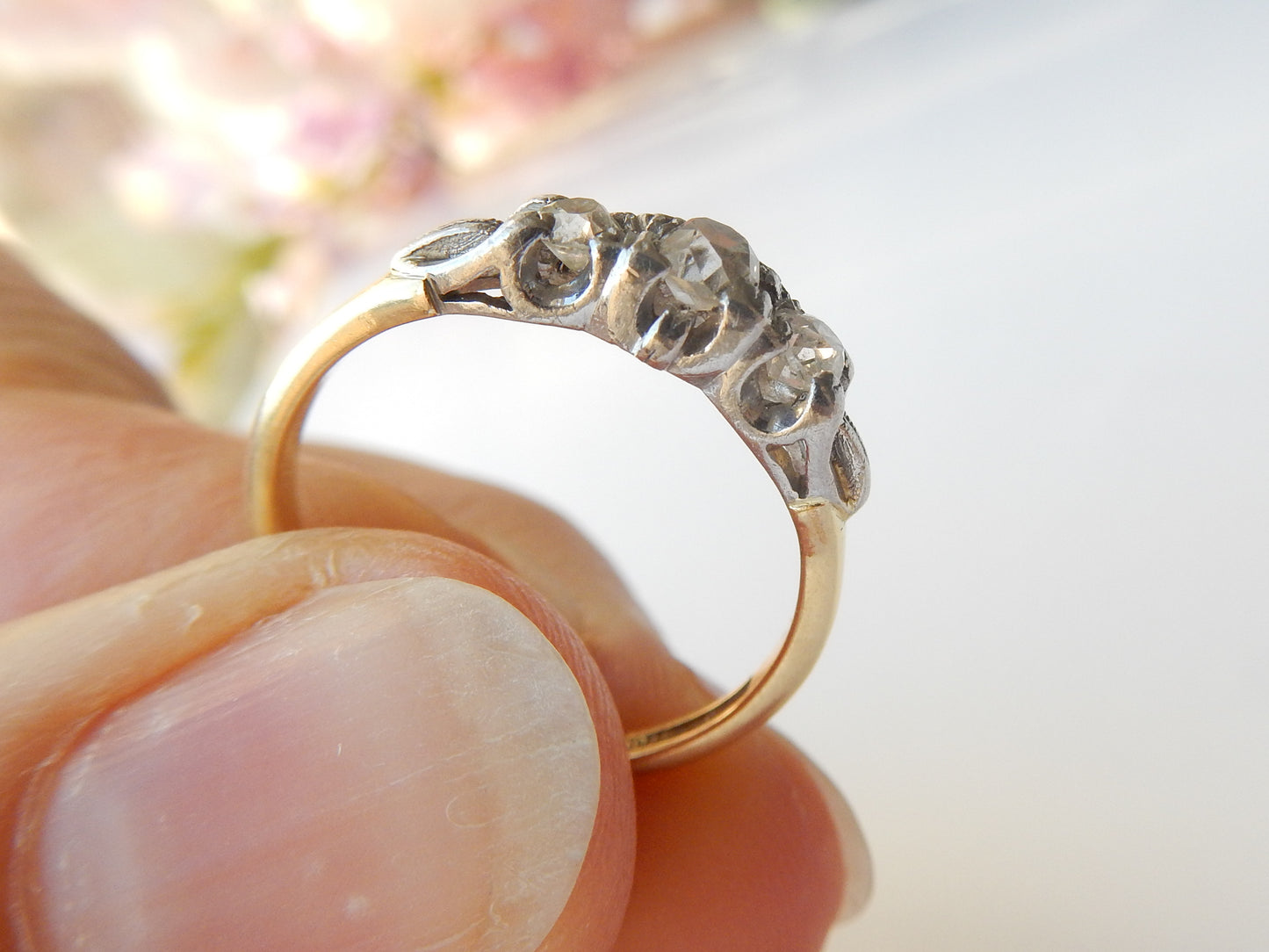 Art Deco 18ct Gold Platinum & Diamond Ring
