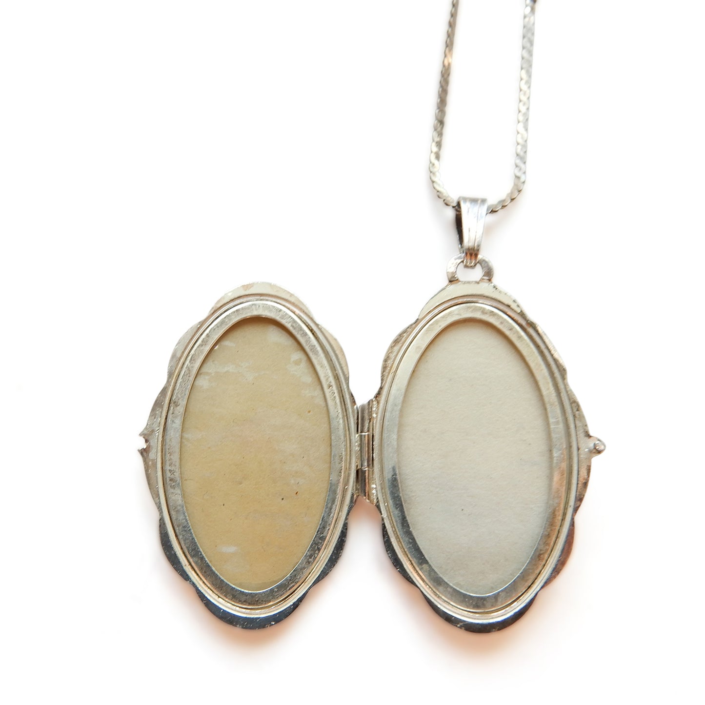 Vintage Sterling Silver K&L Locket with Chain