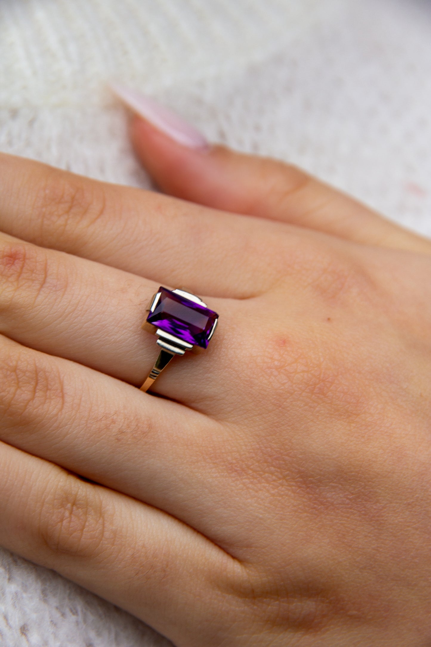Art Deco 9ct Gold Amethyst Ring