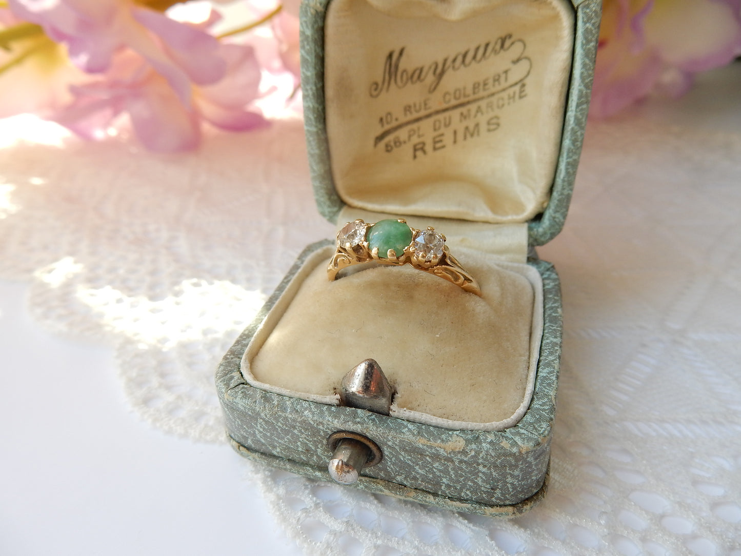 Antique 18ct Diamond & Jade Ring