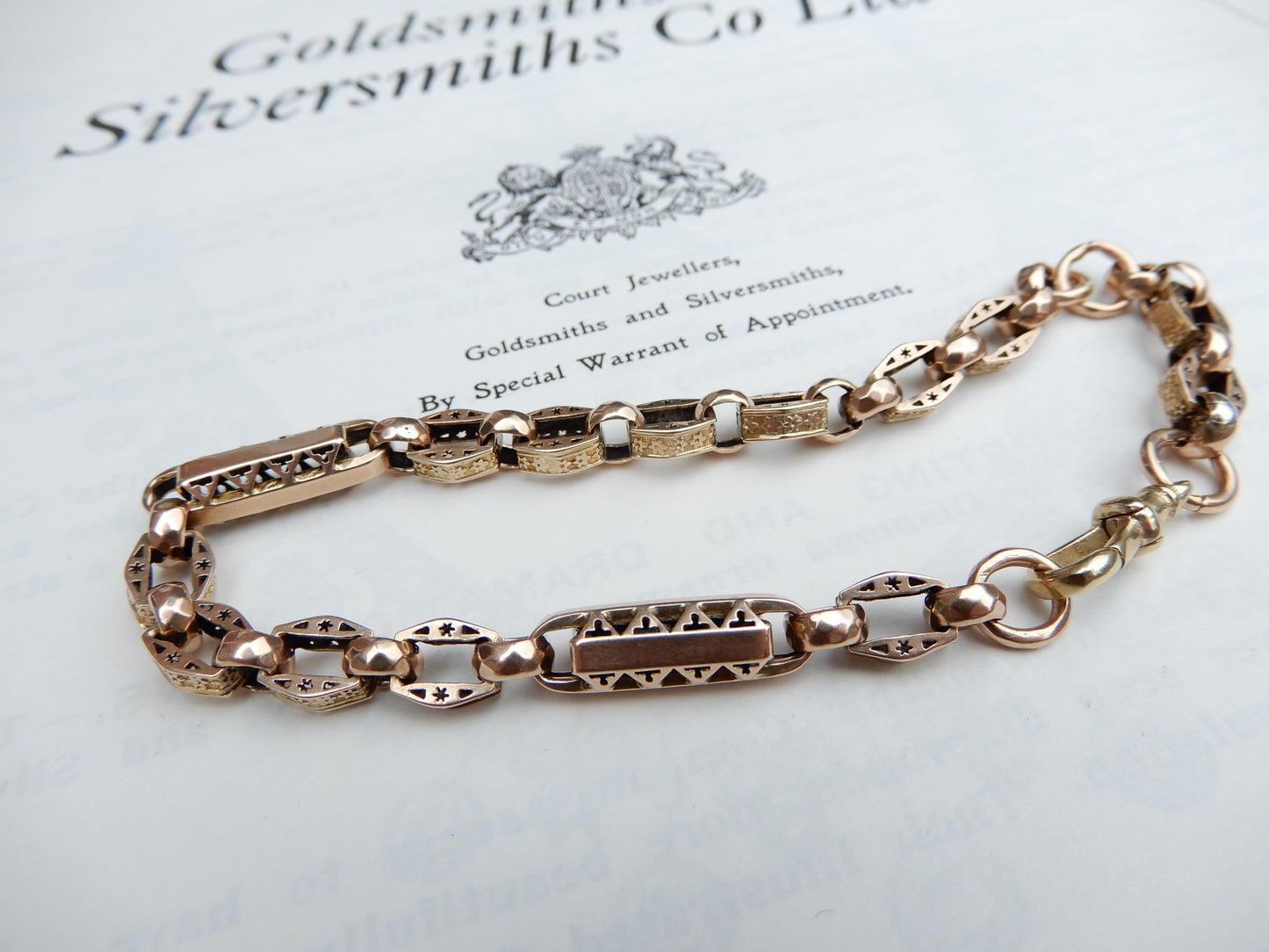 Victorian 9ct Gold Star Link Bracelet with Dog Clip