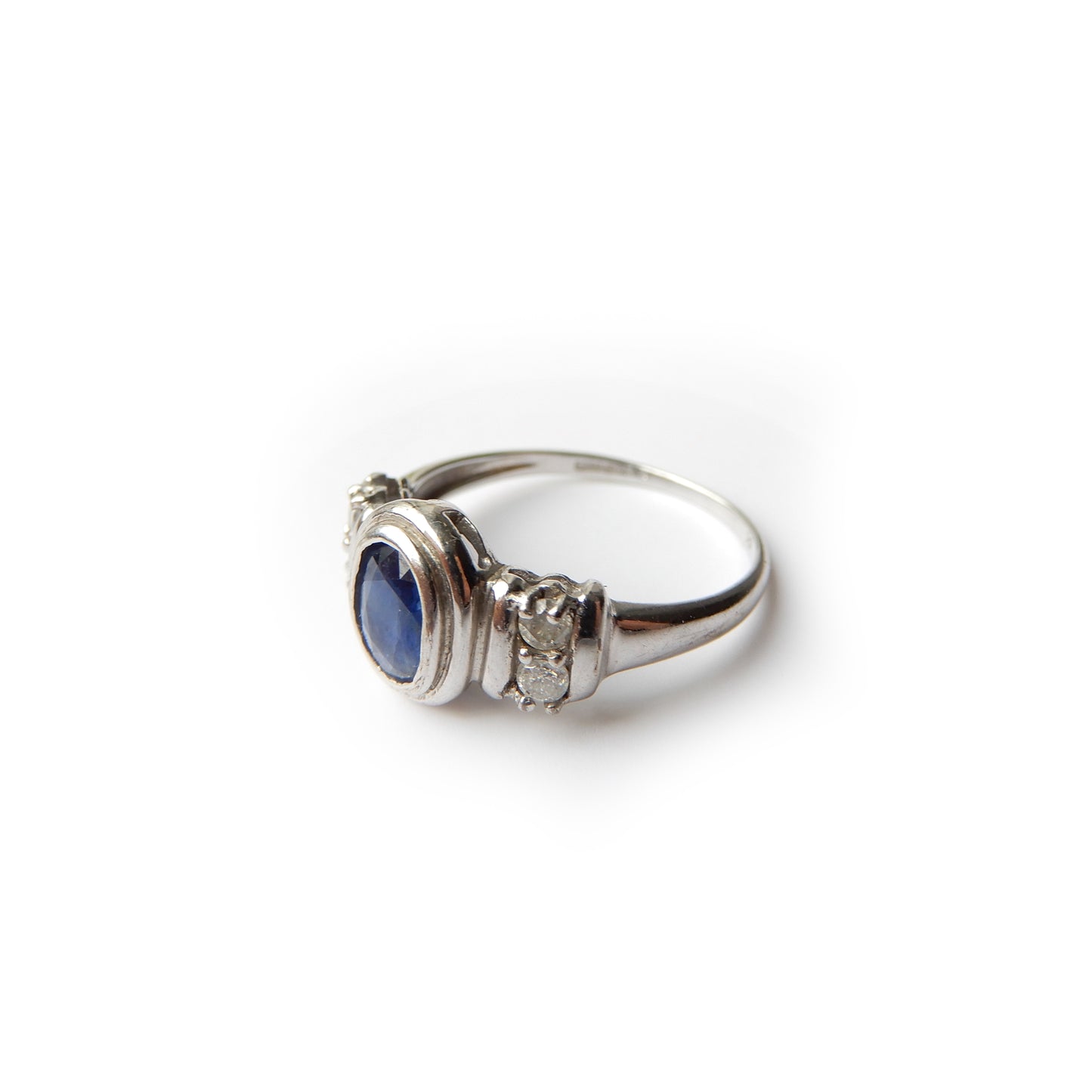 Vintage 9ct White Gold Sapphire & Diamond Ring