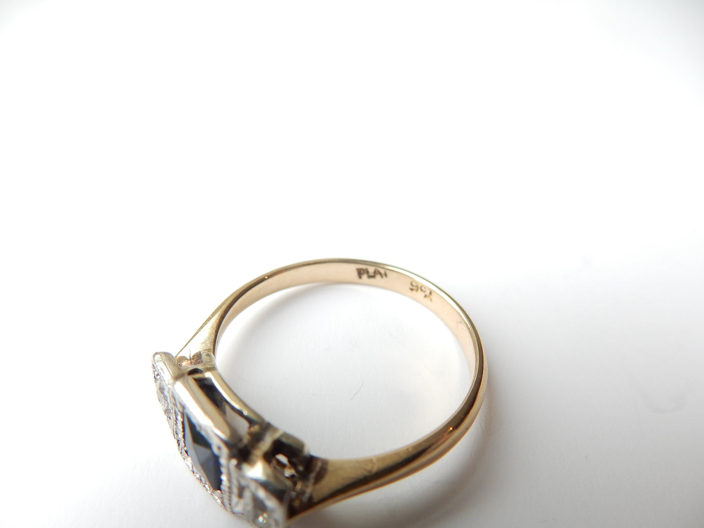 Art Deco 9ct Gold Platinum Sapphire & Diamond Ring