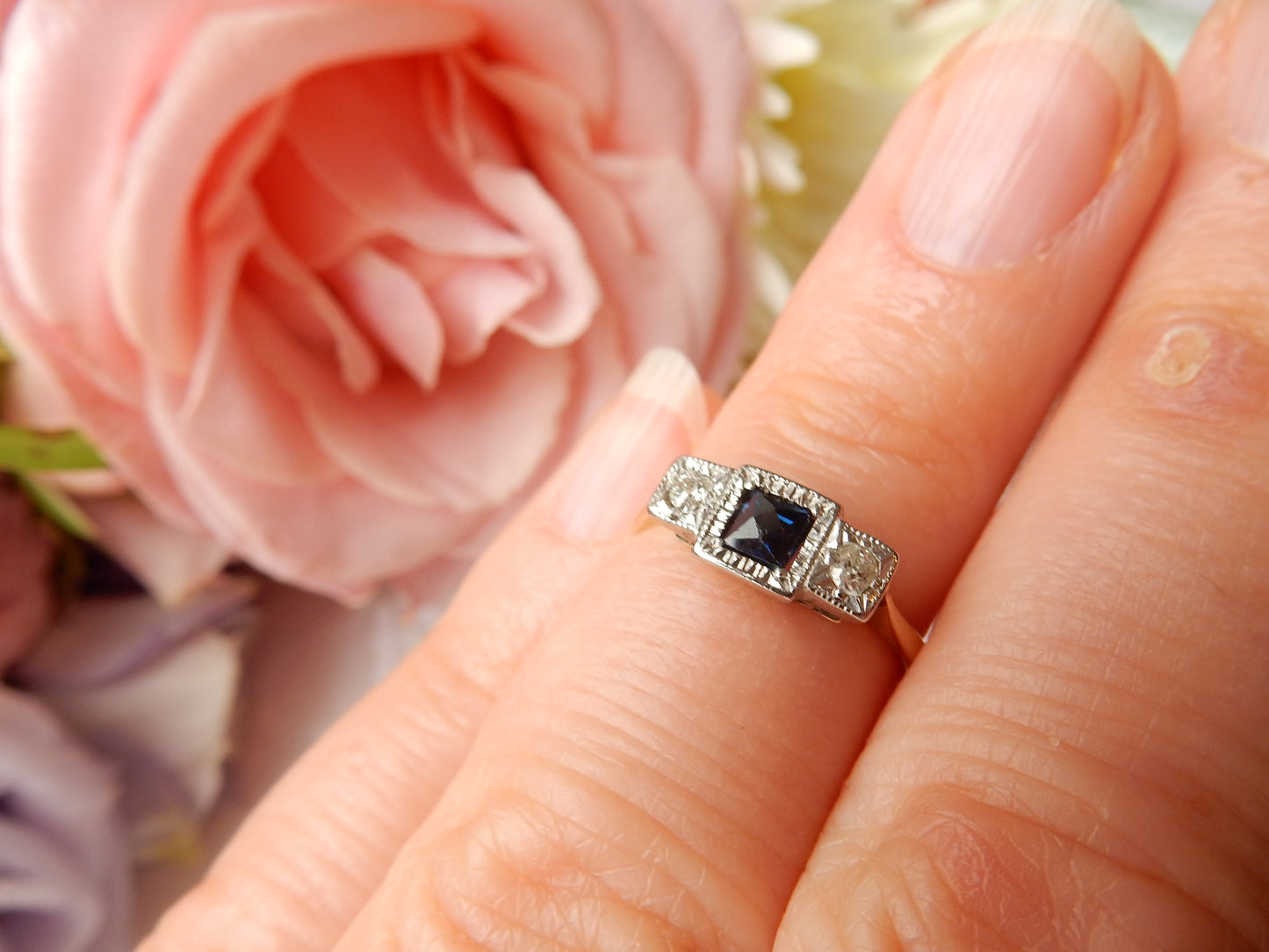 Art Deco 9ct Gold Platinum Sapphire & Diamond Ring