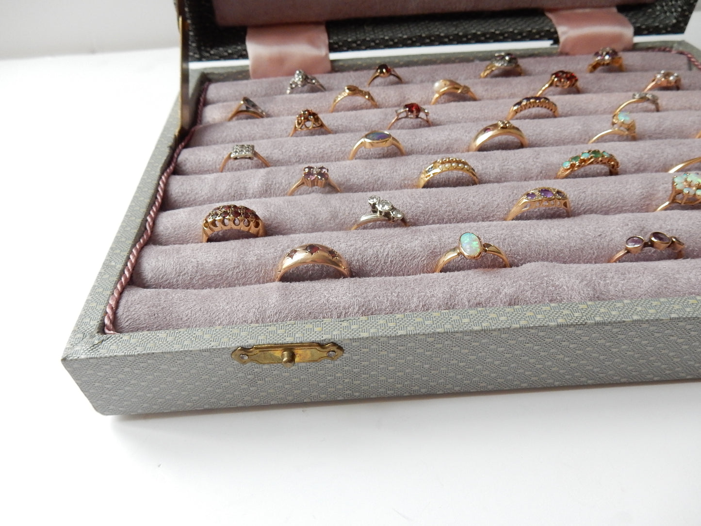 Vintage Pink & Lilac Velvet Multi Ring Box