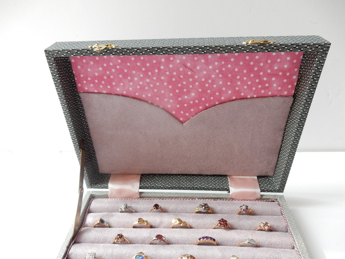 Vintage Pink & Lilac Velvet Multi Ring Box