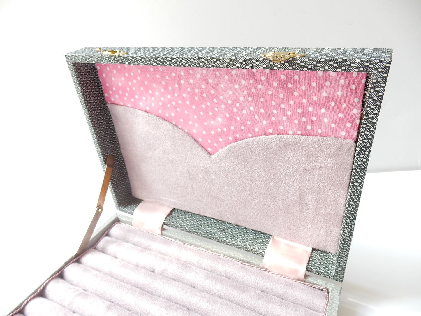 Vintage Pink & Lilac Velvet Multi Ring Box