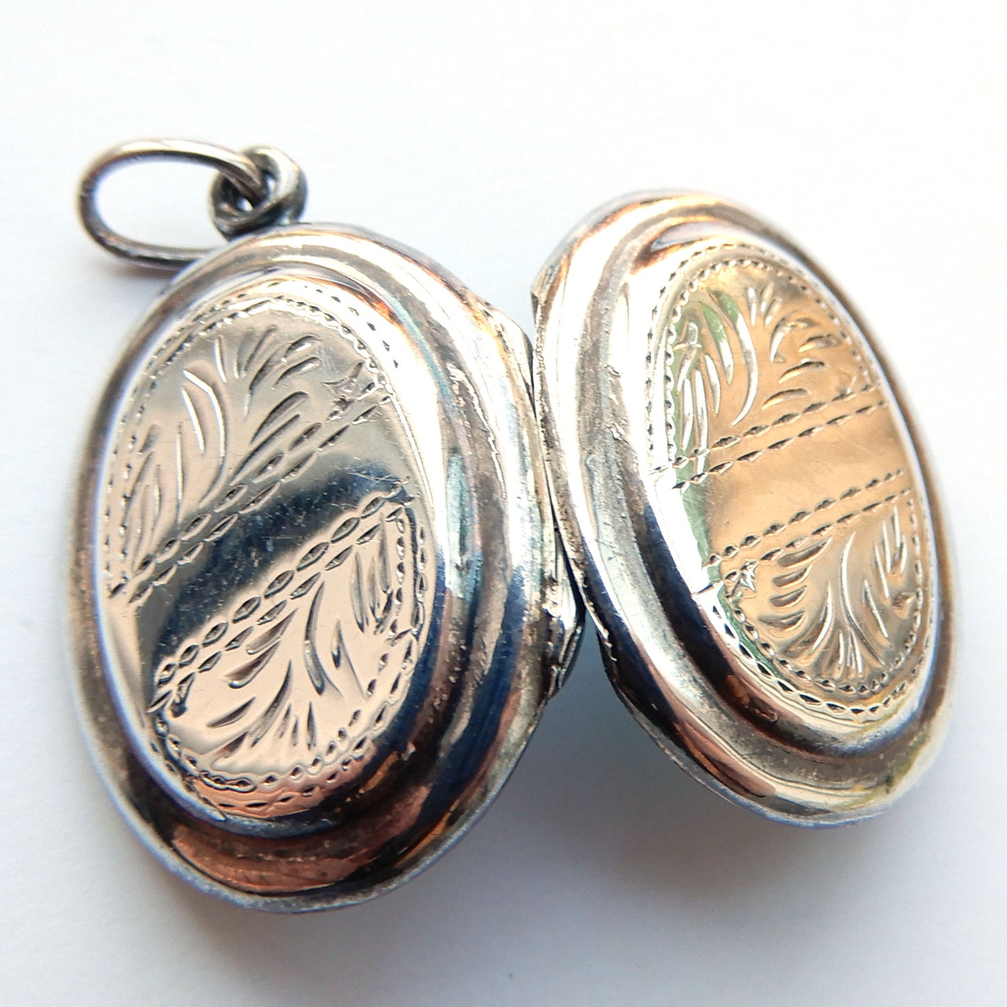 Vintage Sterling Silver Photo Locket