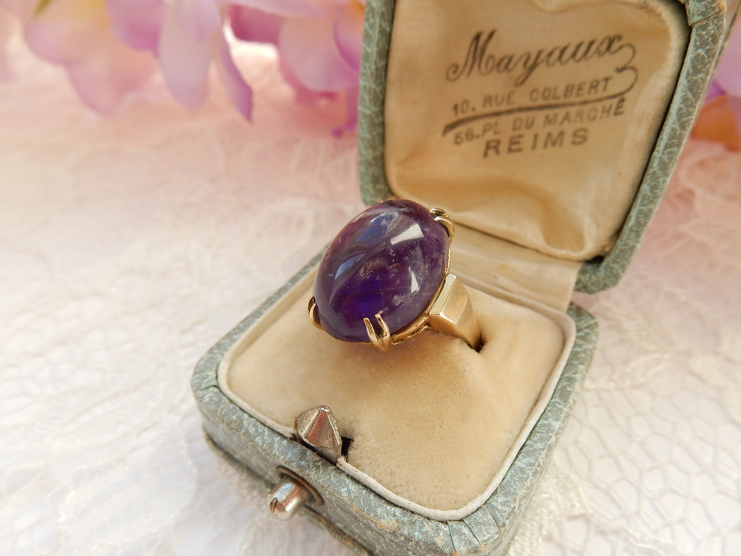 Vintage 9ct Gold Natural Amethyst Cabochon Ring