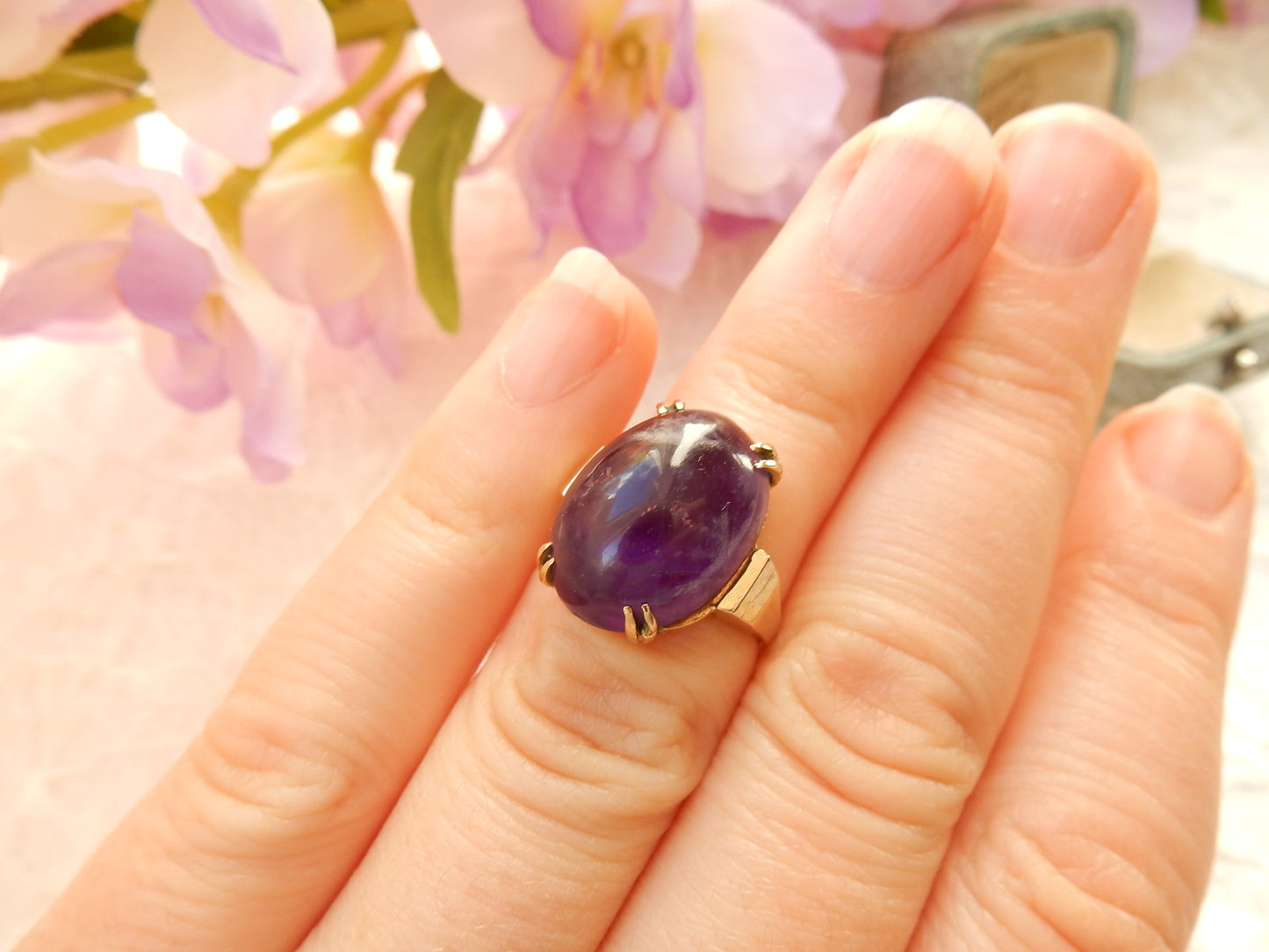 Vintage 9ct Gold Natural Amethyst Cabochon Ring