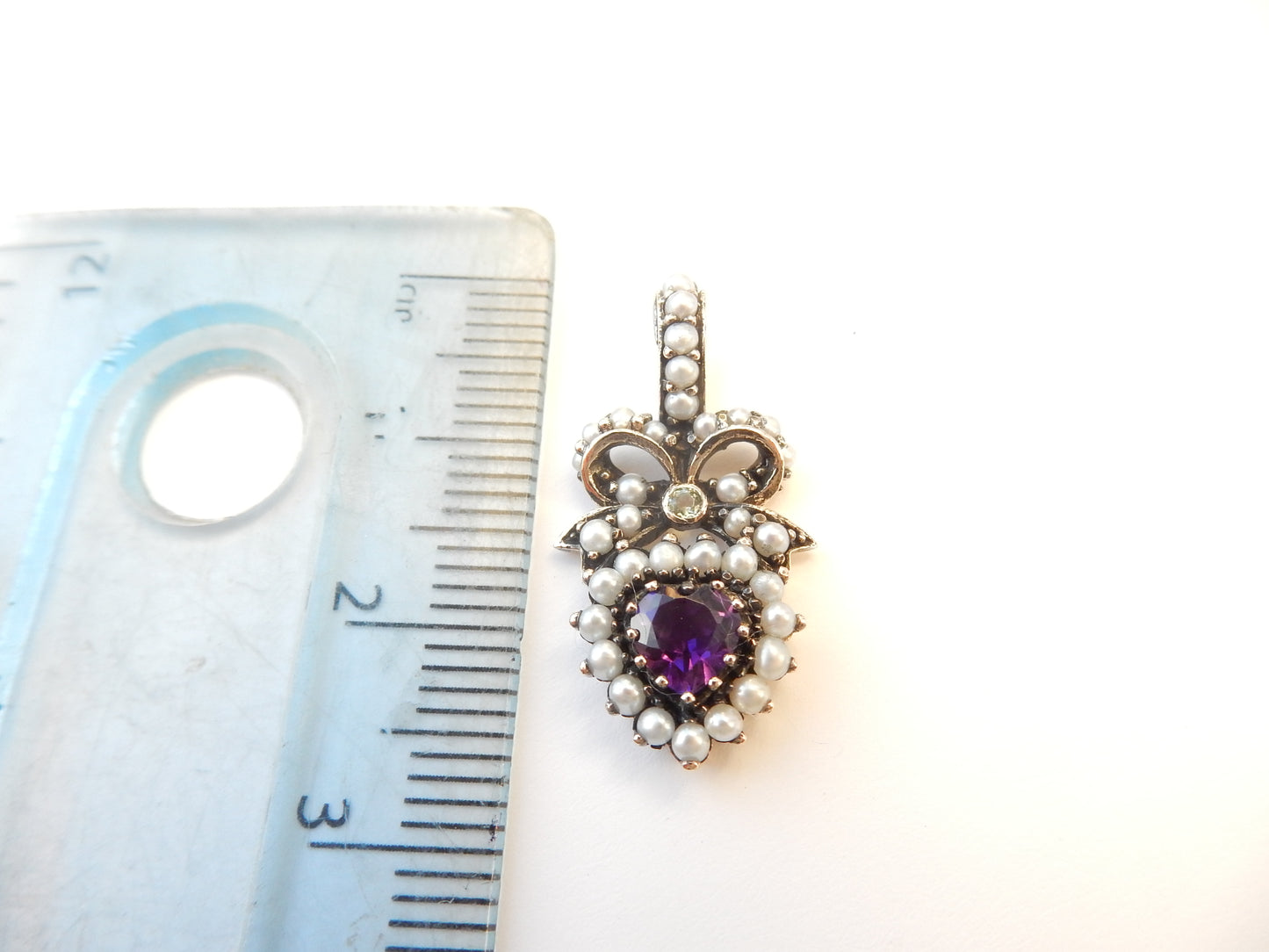 Victorian style 9ct Amethyst Pearl Peridot Sweetheart Pendant
