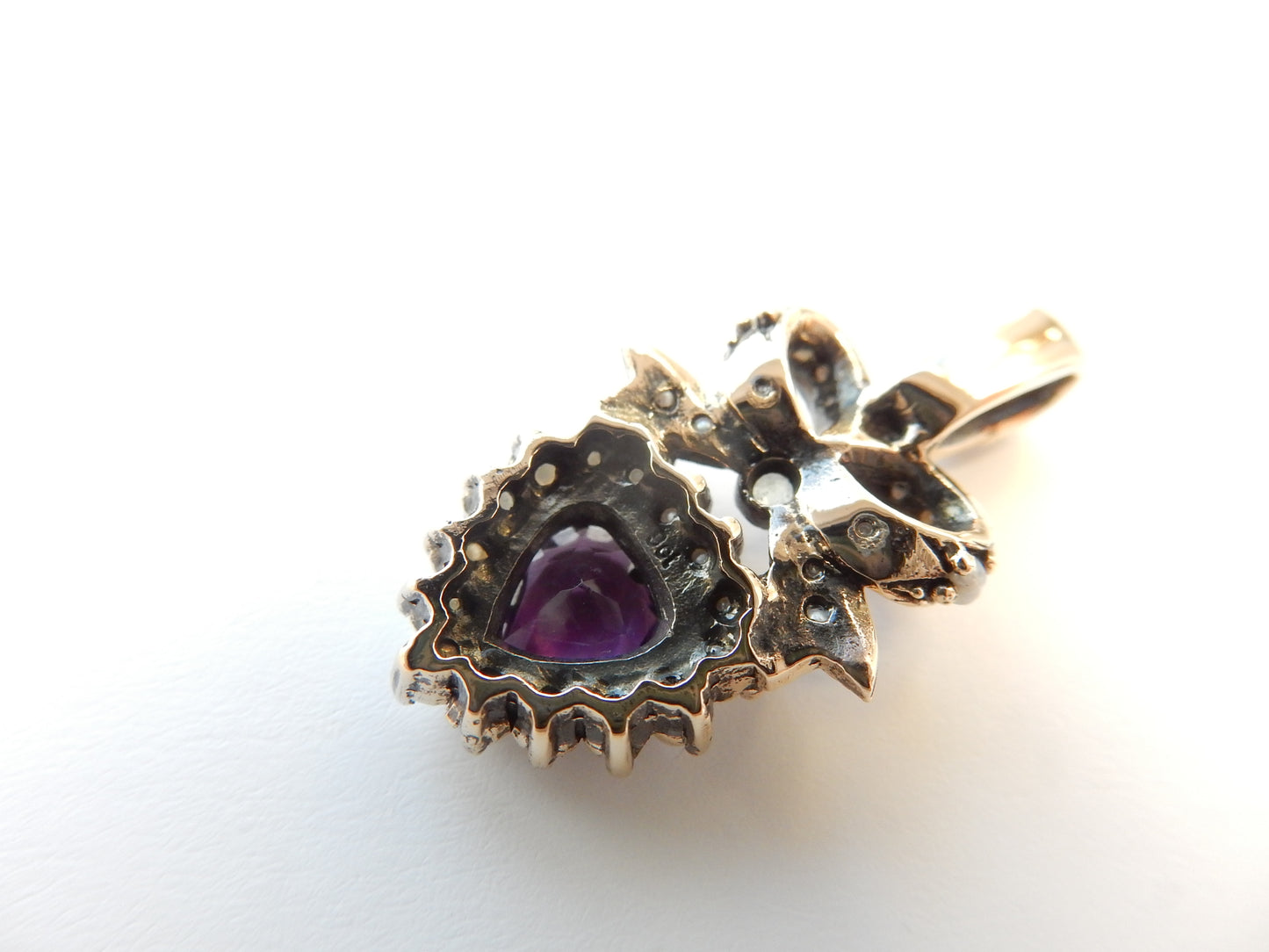 Victorian style 9ct Amethyst Pearl Peridot Sweetheart Pendant