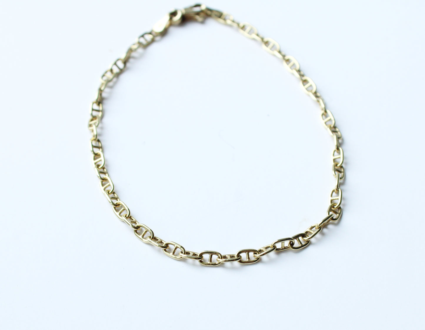 Dainty 18ct Gold Bracelet