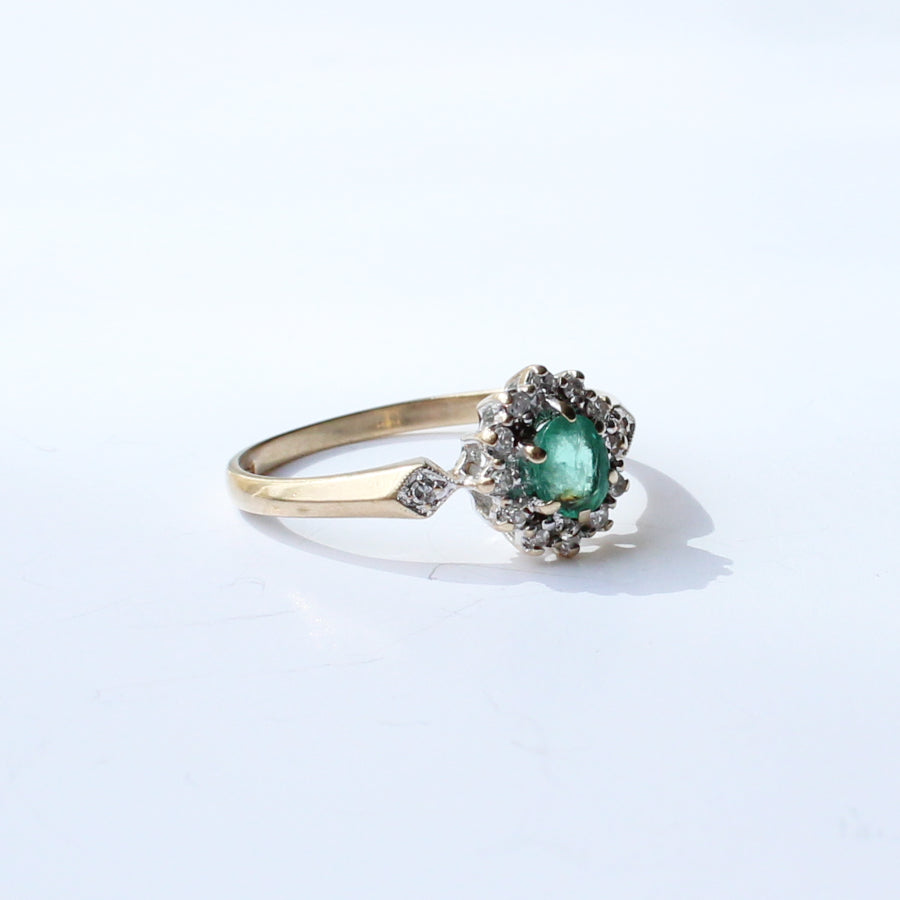 Vintage 9ct Gold Emerald & Diamond Halo Ring