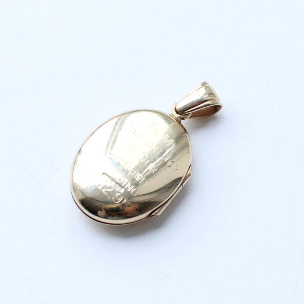 9ct Gold Diamond Locket