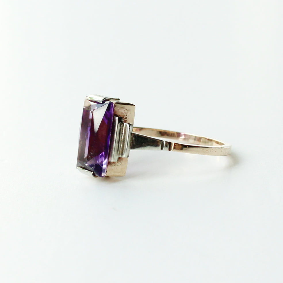 Art Deco 9ct Gold Amethyst Ring