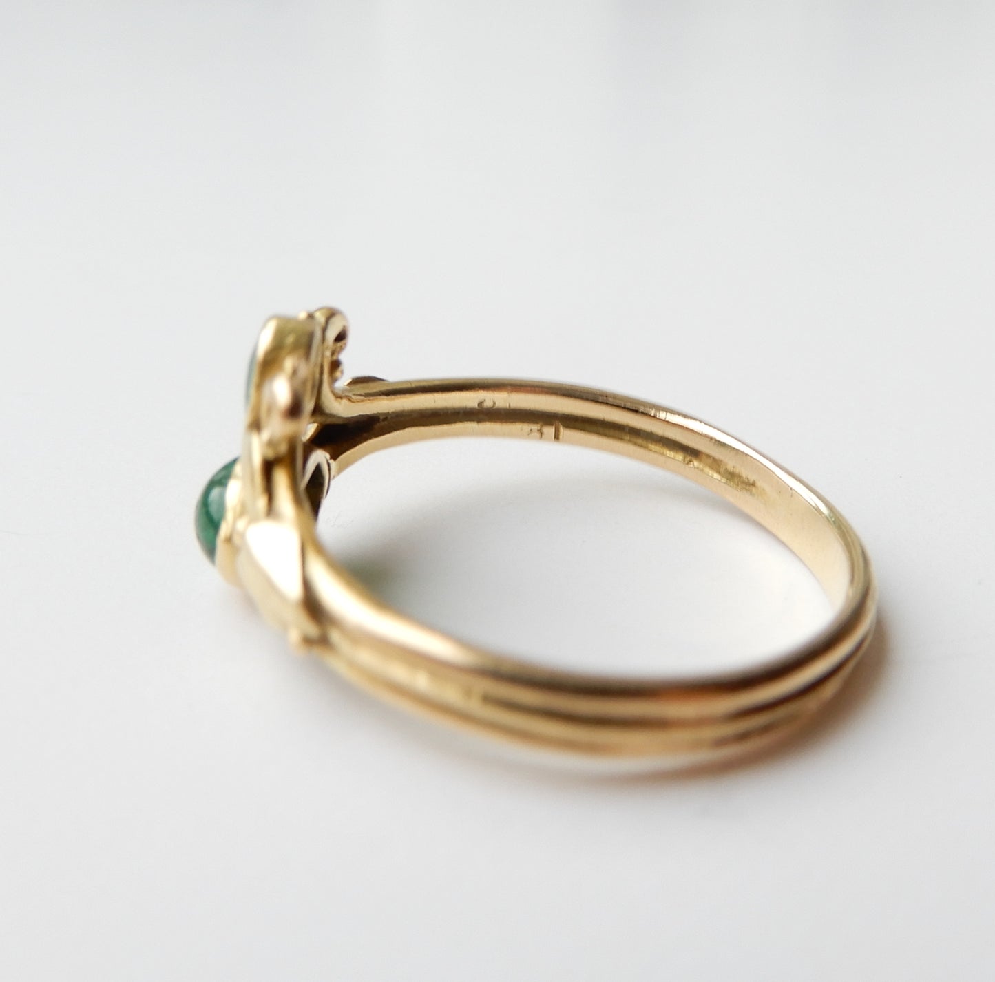 Art Nouveau 18ct Emerald Ring