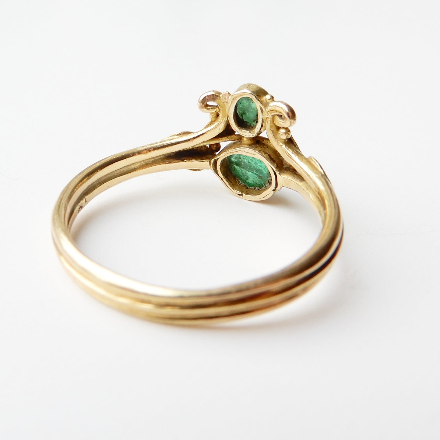 Art Nouveau 18ct Emerald Ring
