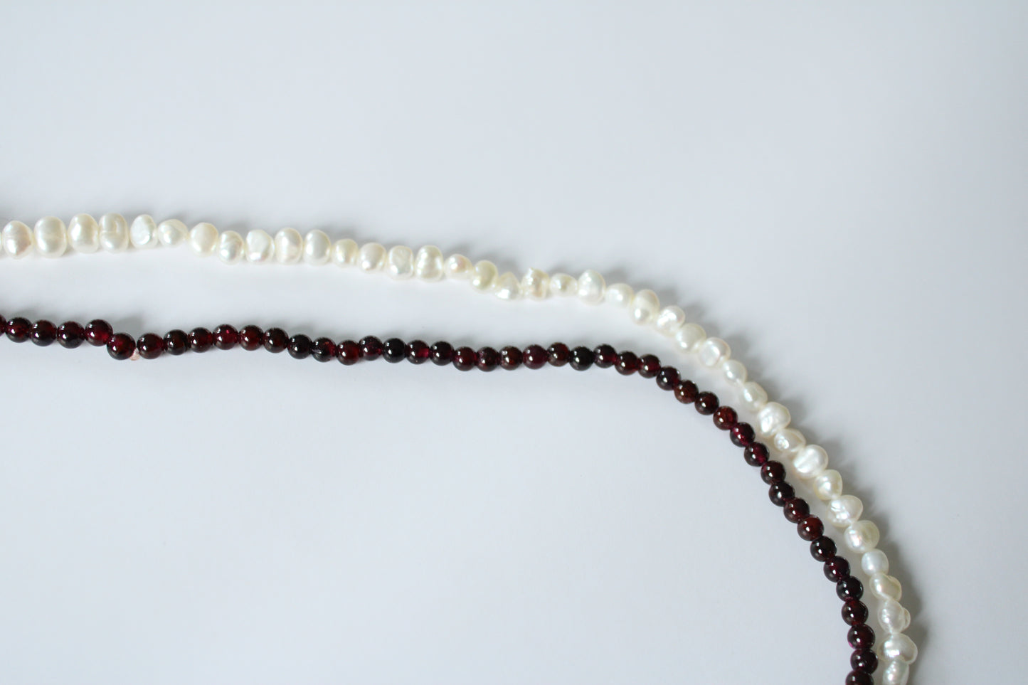Vintage Two-Strand Pearls & Garnet Necklacewith 9ct Gold Catch
