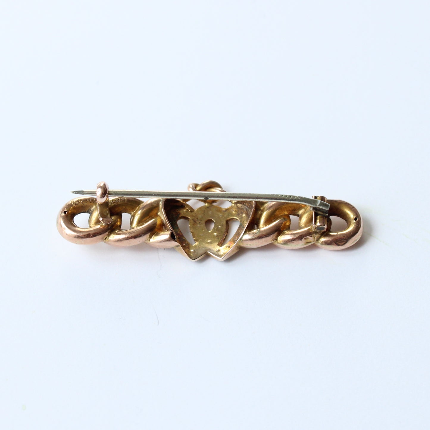 Victorian 9ct Pearl Sweetheart Brooch