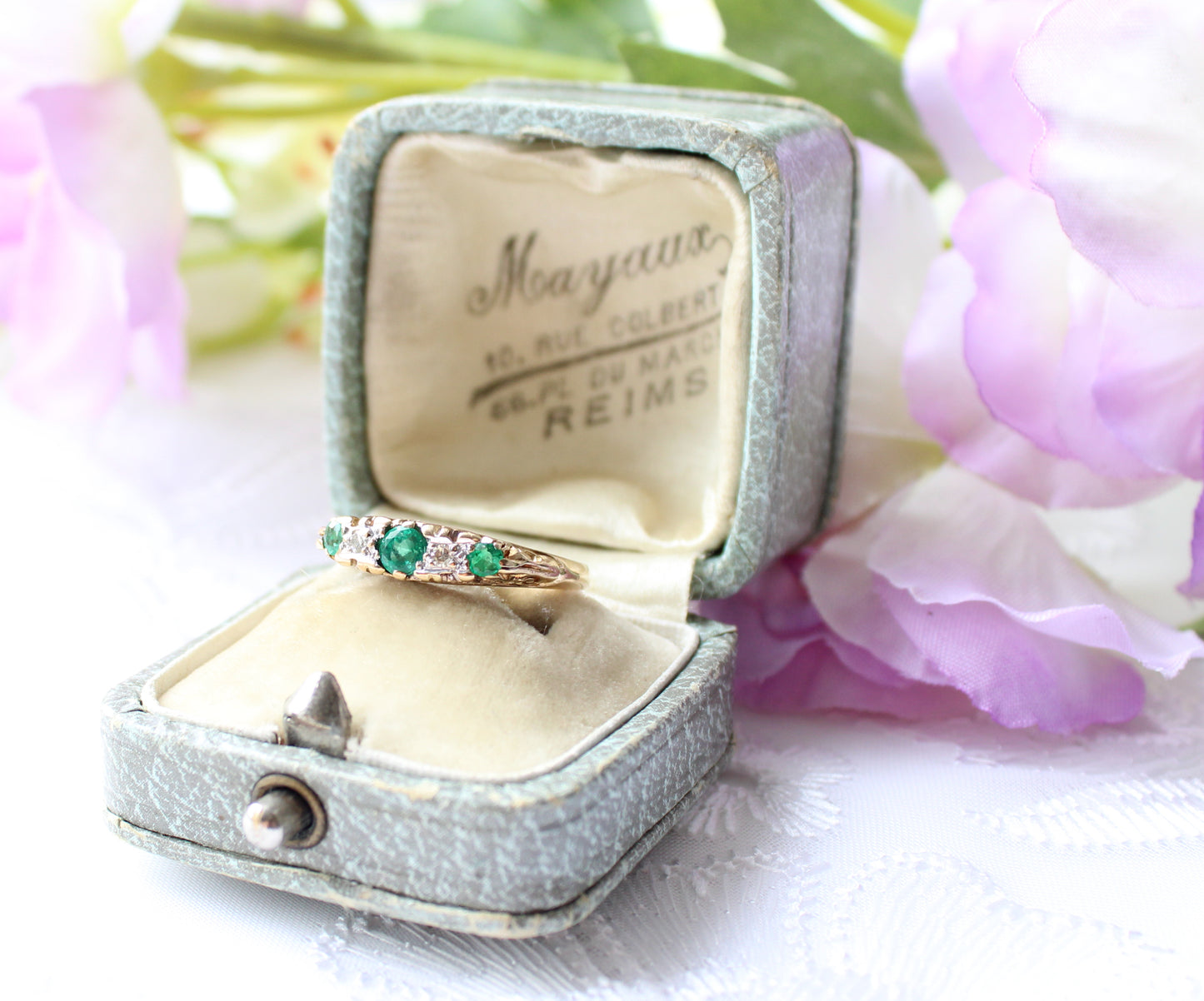 Vintage 9ct Gold Emerald & Diamond Band