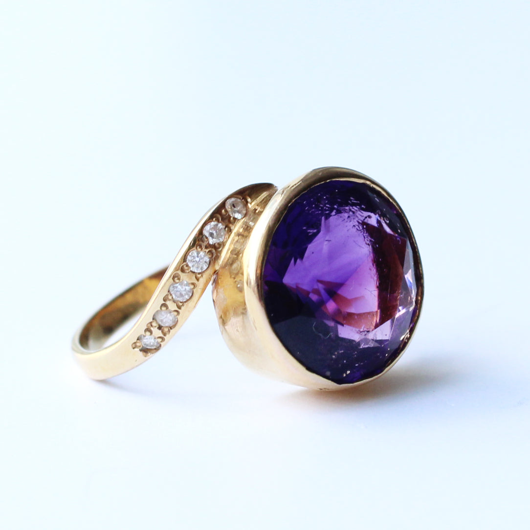 Unique 9ct Gold Amethyst & Diamond Ring