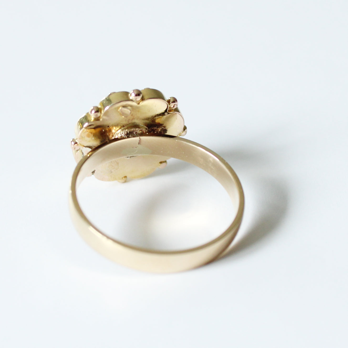 Antique 9ct Gold Etruscan Diamond Ring