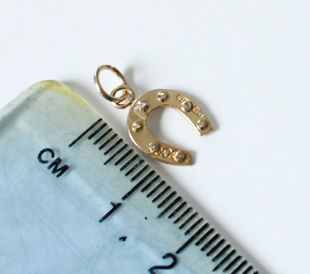 Antique 9ct Gold Horseshoe Charm