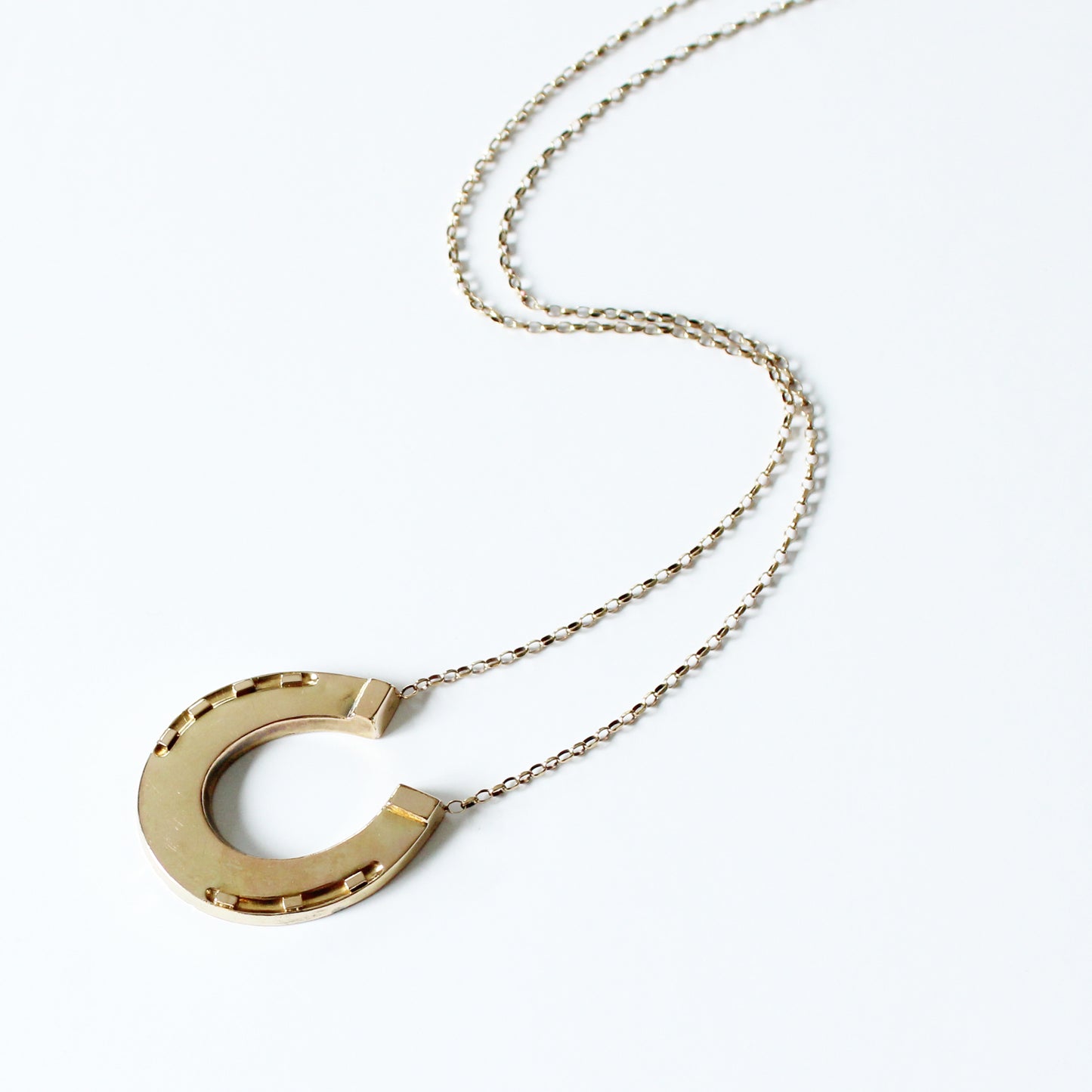 Antique 9ct God Horse Shoe Necklace