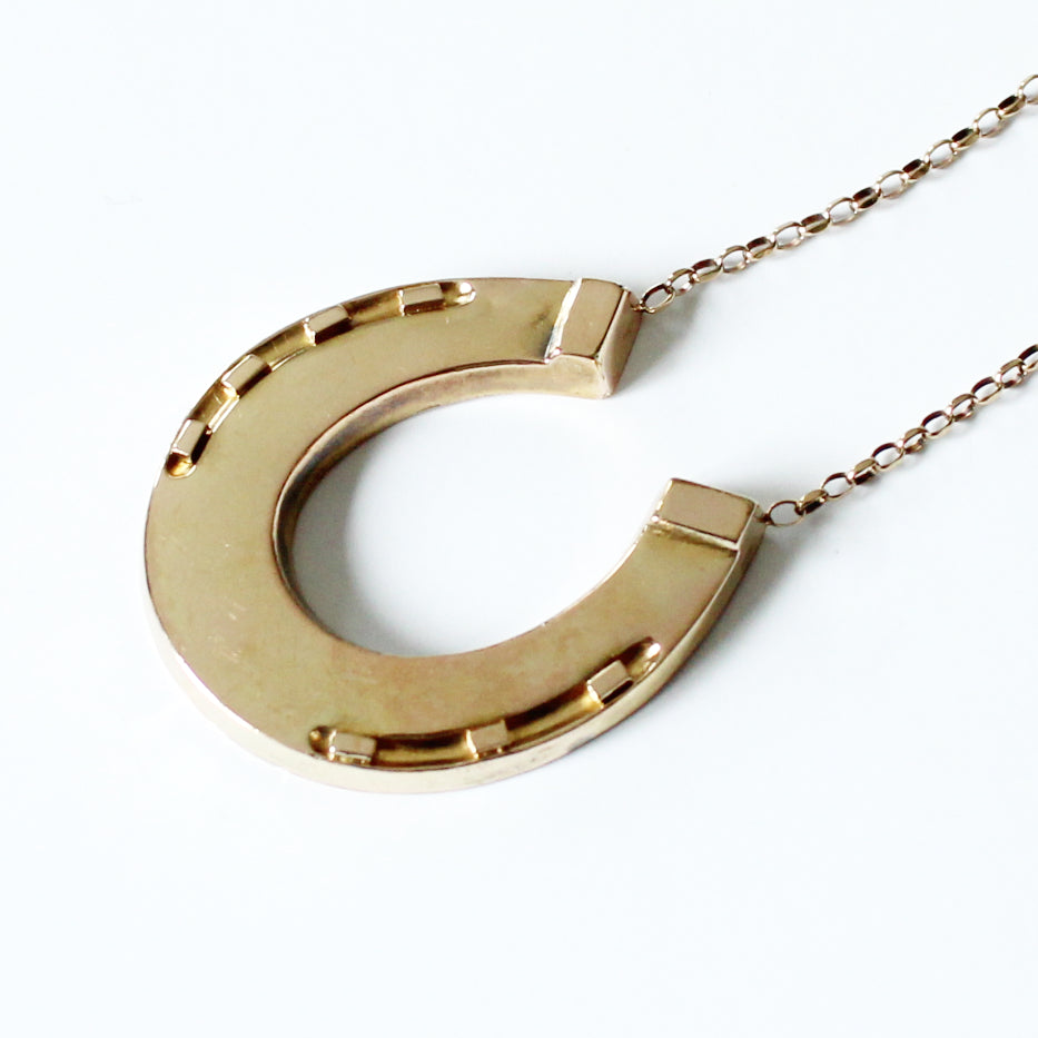 Antique 9ct God Horse Shoe Necklace