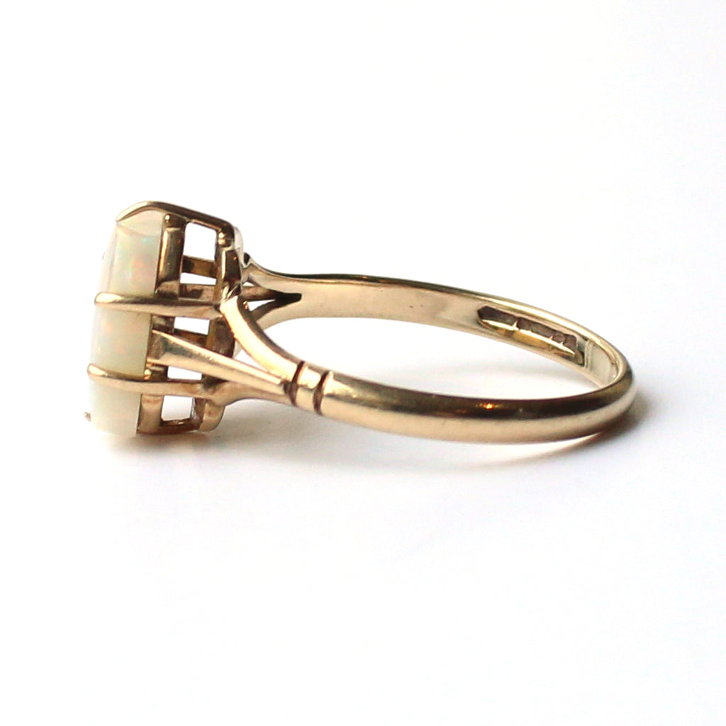 Vintage 9ct Gold Opal Ring