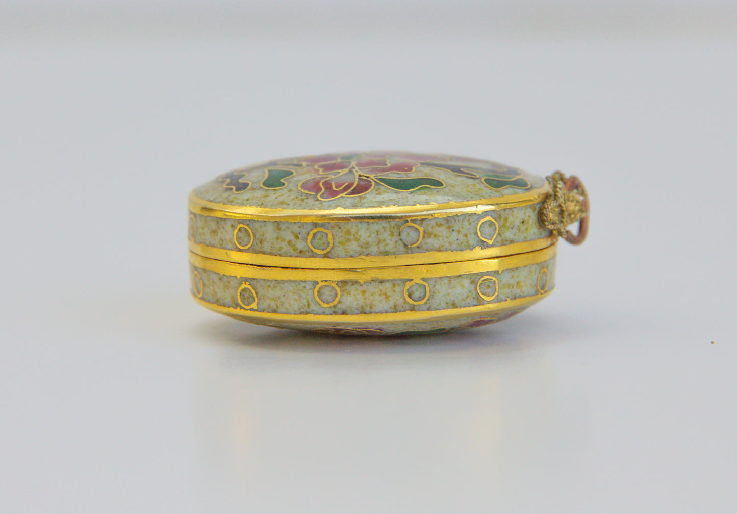 Pretty Vintage Chinese Cloisonne Enamel Floral Locket
