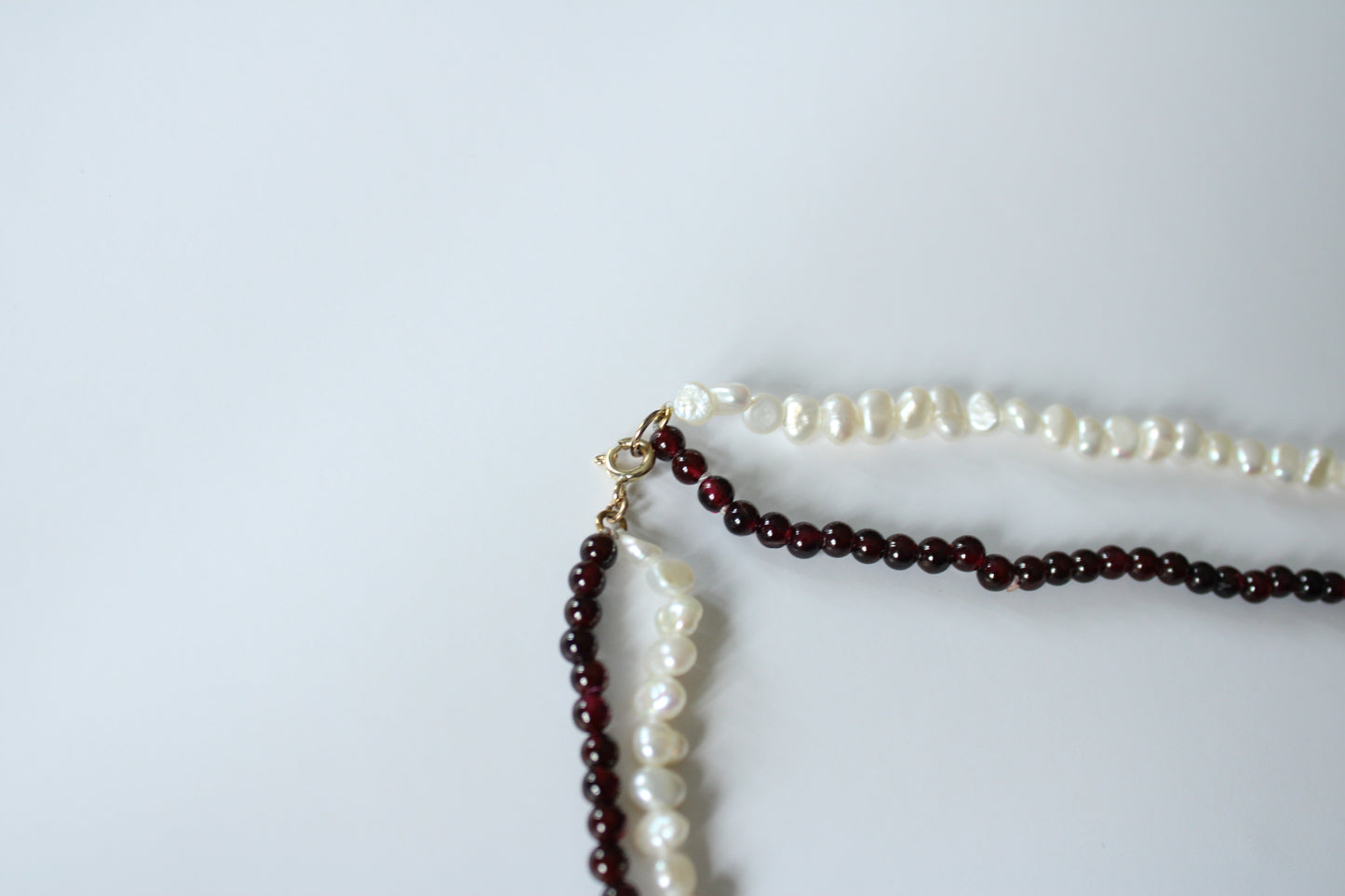 Vintage Two-Strand Pearls & Garnet Necklacewith 9ct Gold Catch