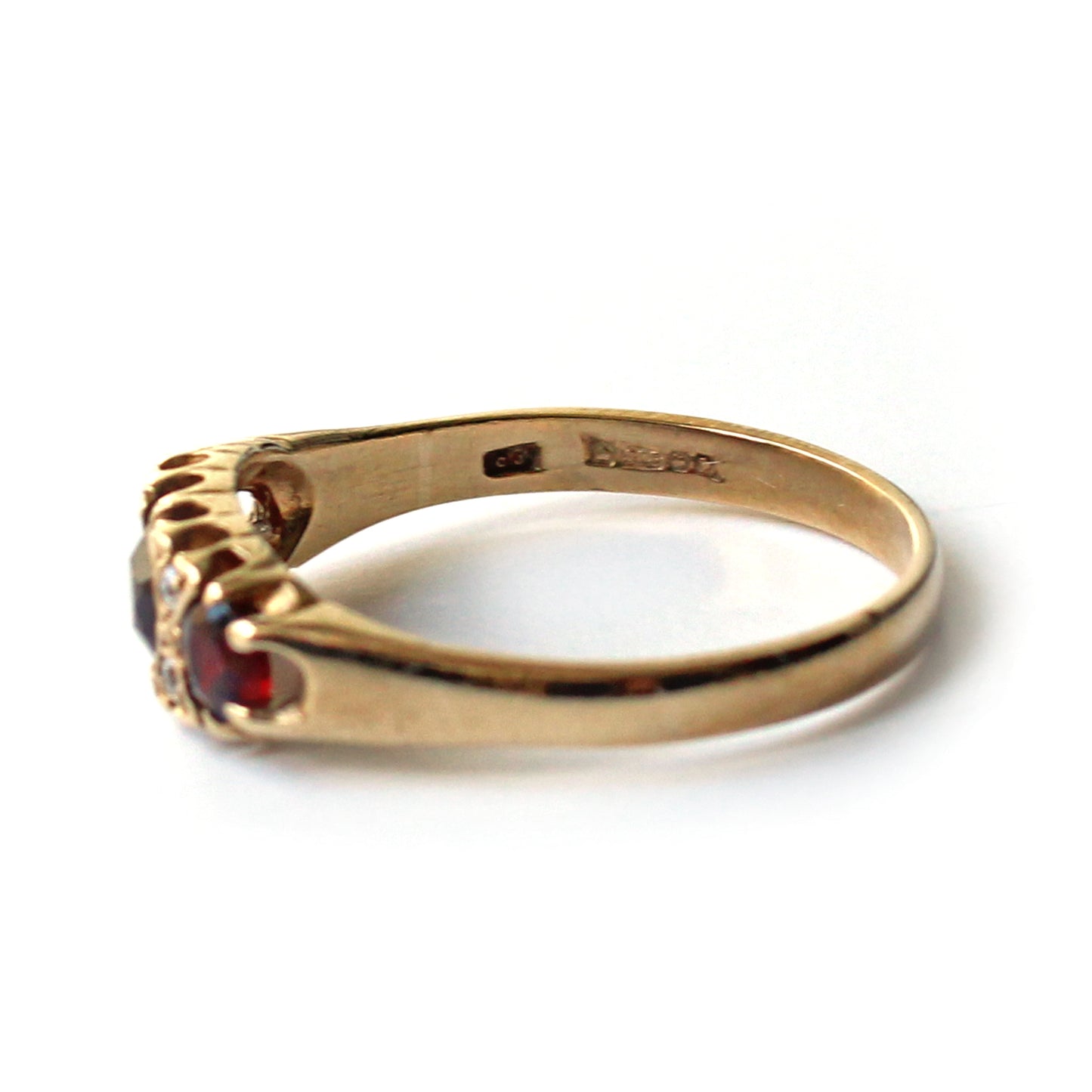 Vintage 9ct Gold Emerald Paste & Diamond Ring