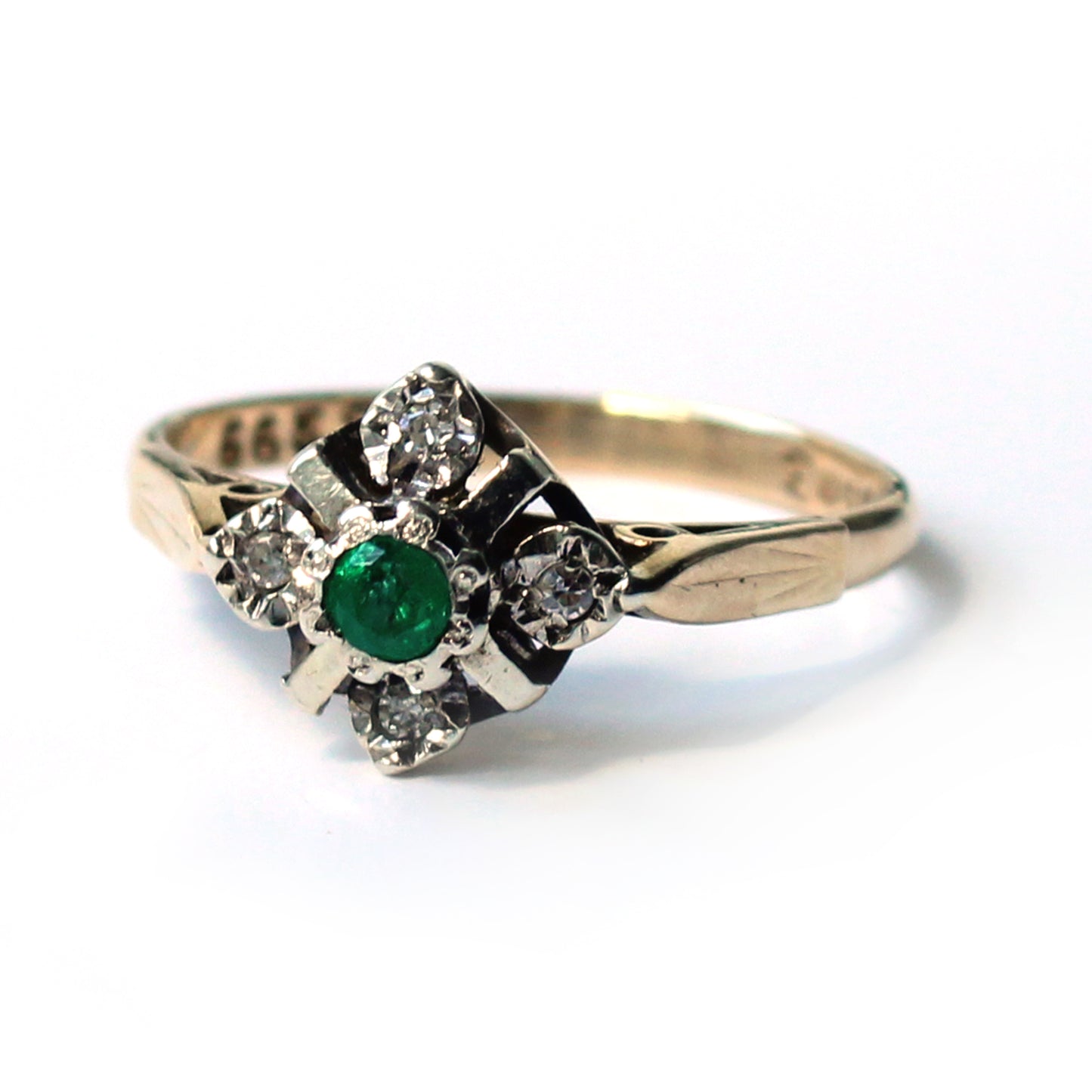 Vintage 9ct Gold Emerald & Diamond Ring
