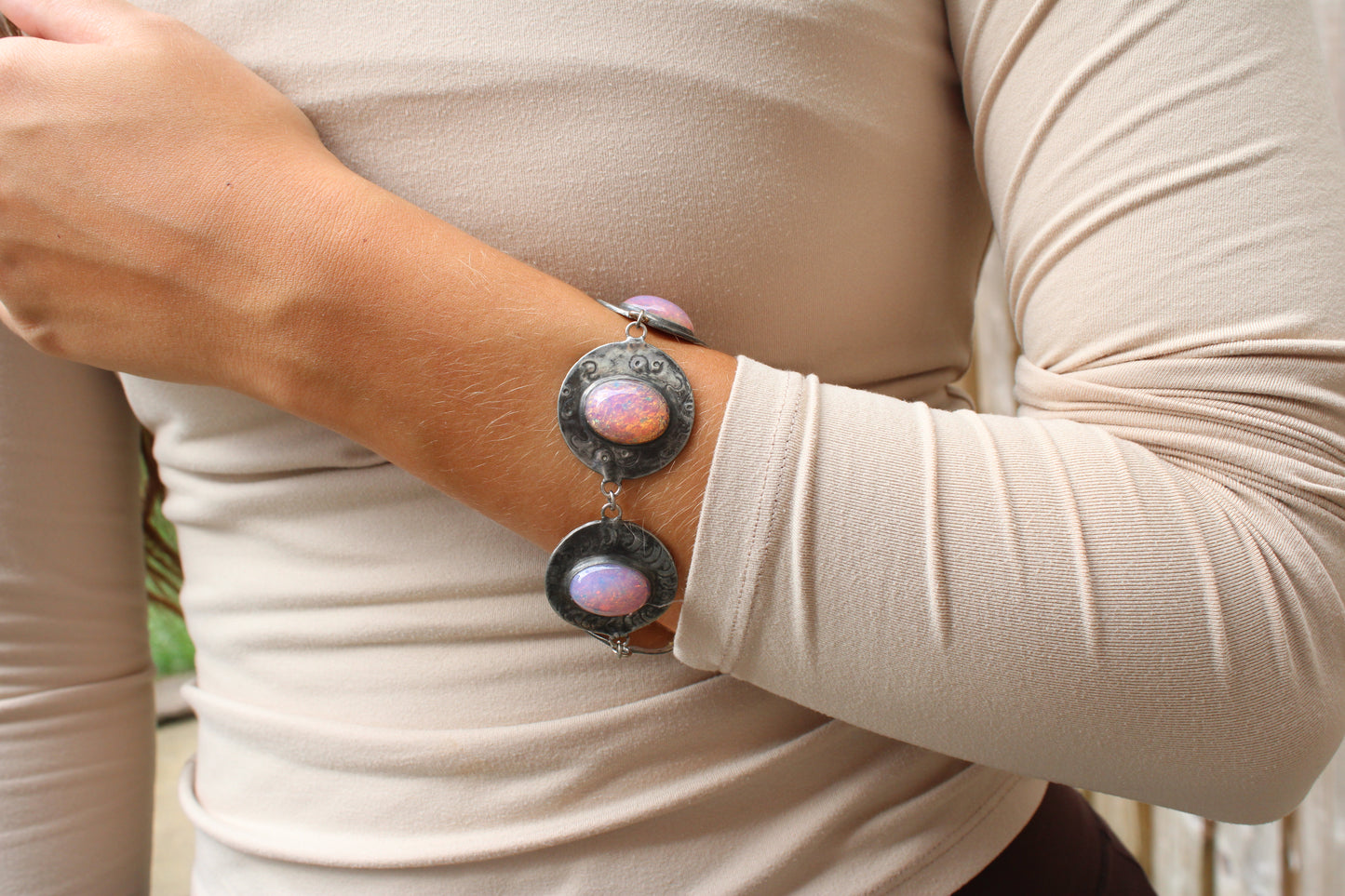Antique Hammered Dragons Breath Disc Panel Bracelet with Earrings
