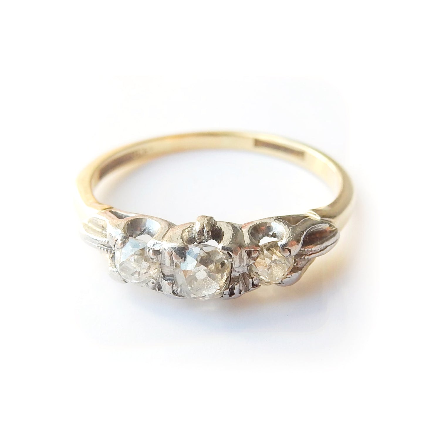 Art Deco 18ct Gold Platinum & Diamond Ring