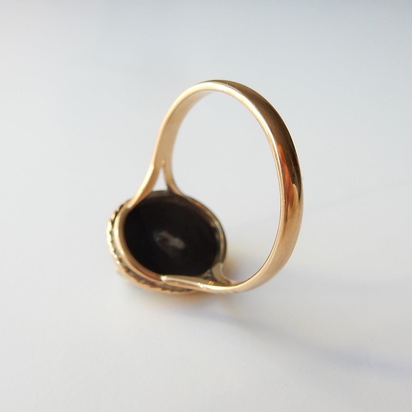 Antique 9ct Gold Old Cut Diamond Onyx Bear Ring US Size 7.5 UK Q