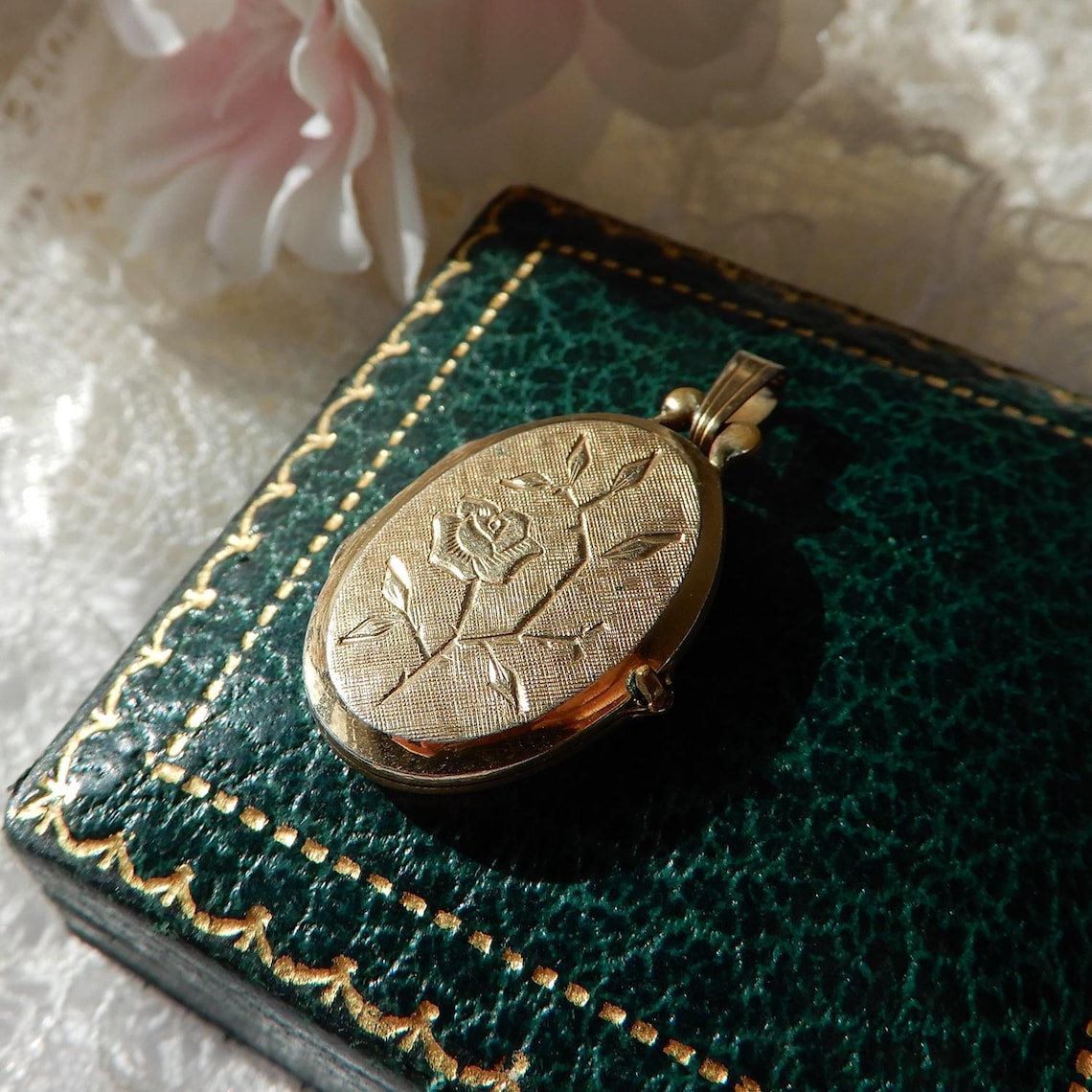 Vintage 14ct Rolled Gold Heart Locket K&L