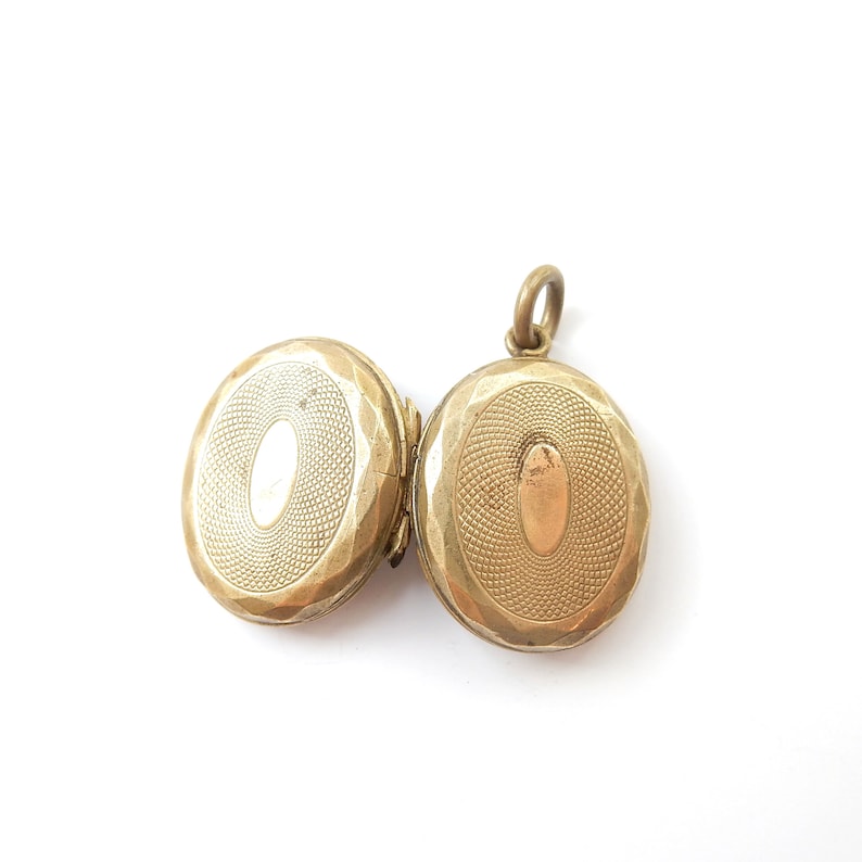Antique Rolled Gold Photo Locket